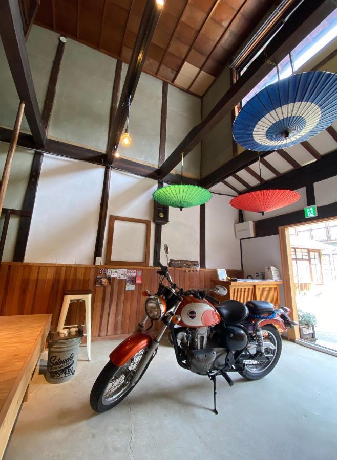 跳びしまbase Apartment *